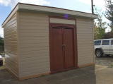 A small building at the northern end of Cooma platform.